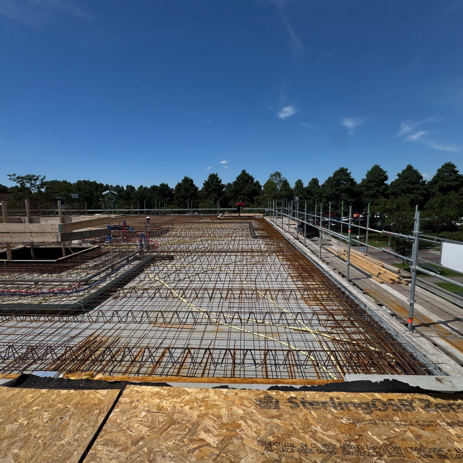 Breedplaatvloer (2026) — wapeningswerk Utiliteitsbouw Bozan Bouw B.V. (2)