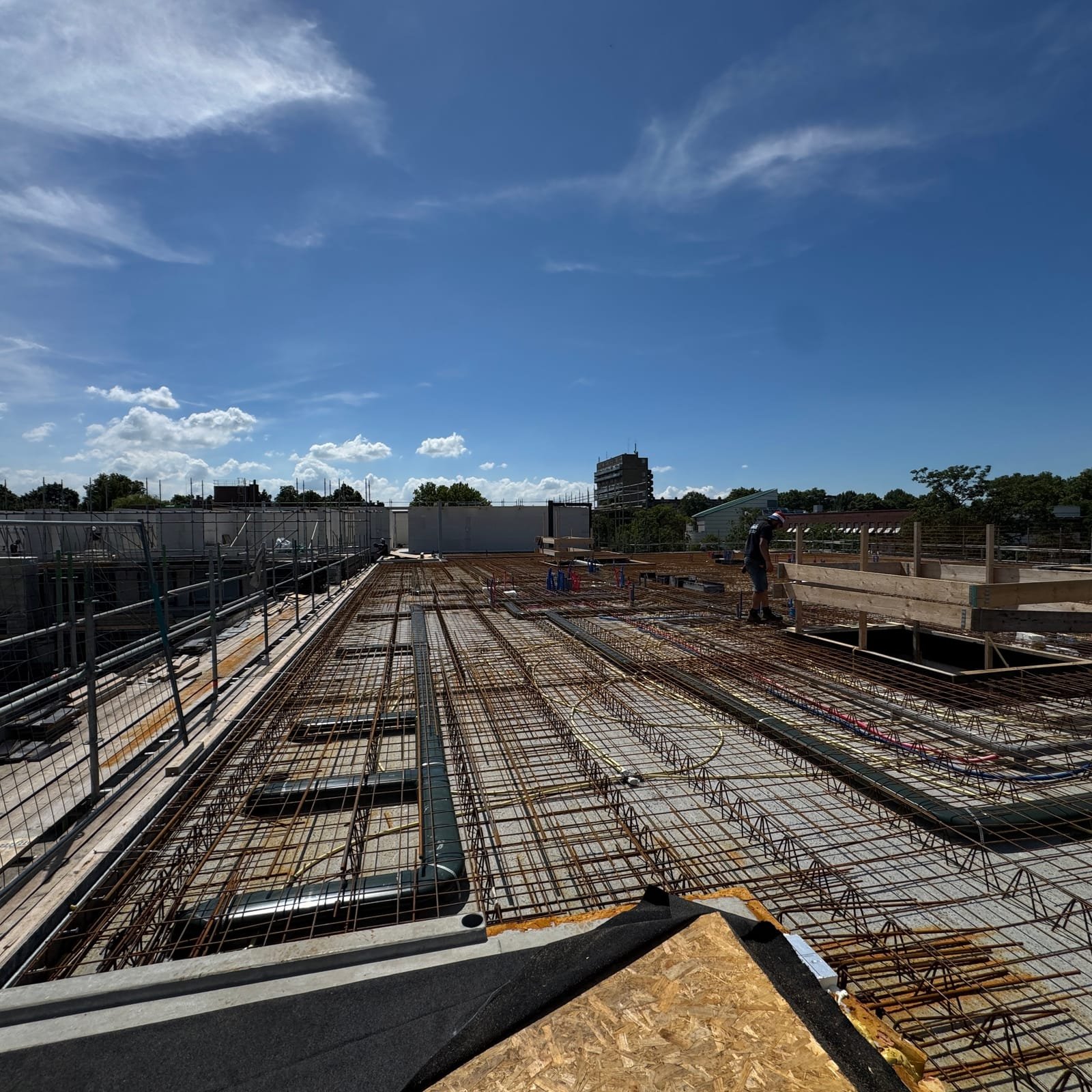 Breedplaatvloer (2026) — wapeningswerk Utiliteitsbouw Bozan Bouw B.V. (3)