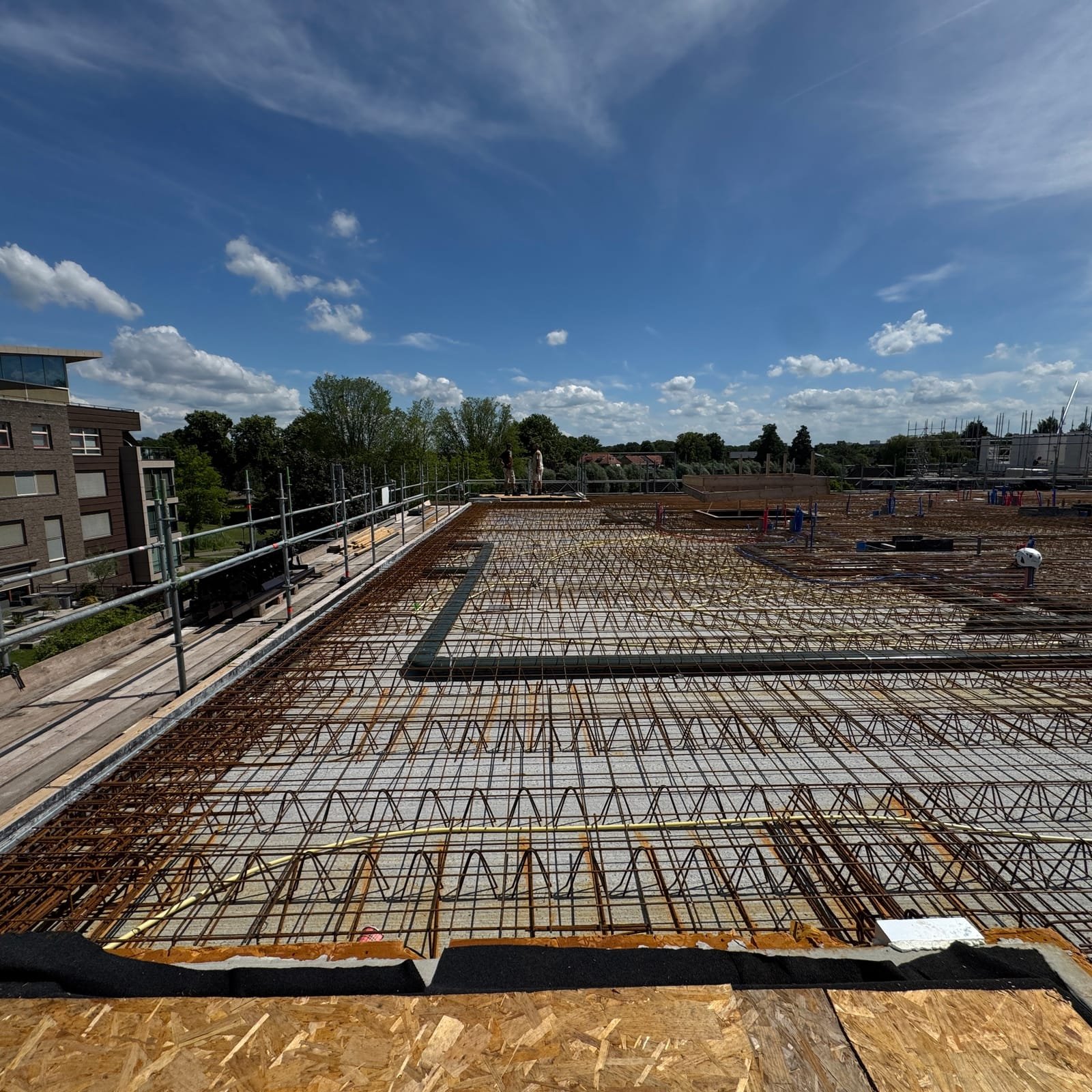 Breedplaatvloer (2026) — wapeningswerk Utiliteitsbouw Bozan Bouw B.V. (4)